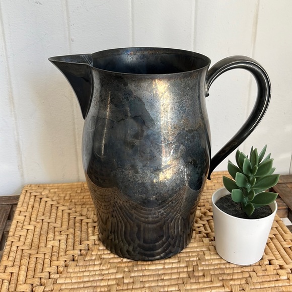 Other - Vintage Pitcher